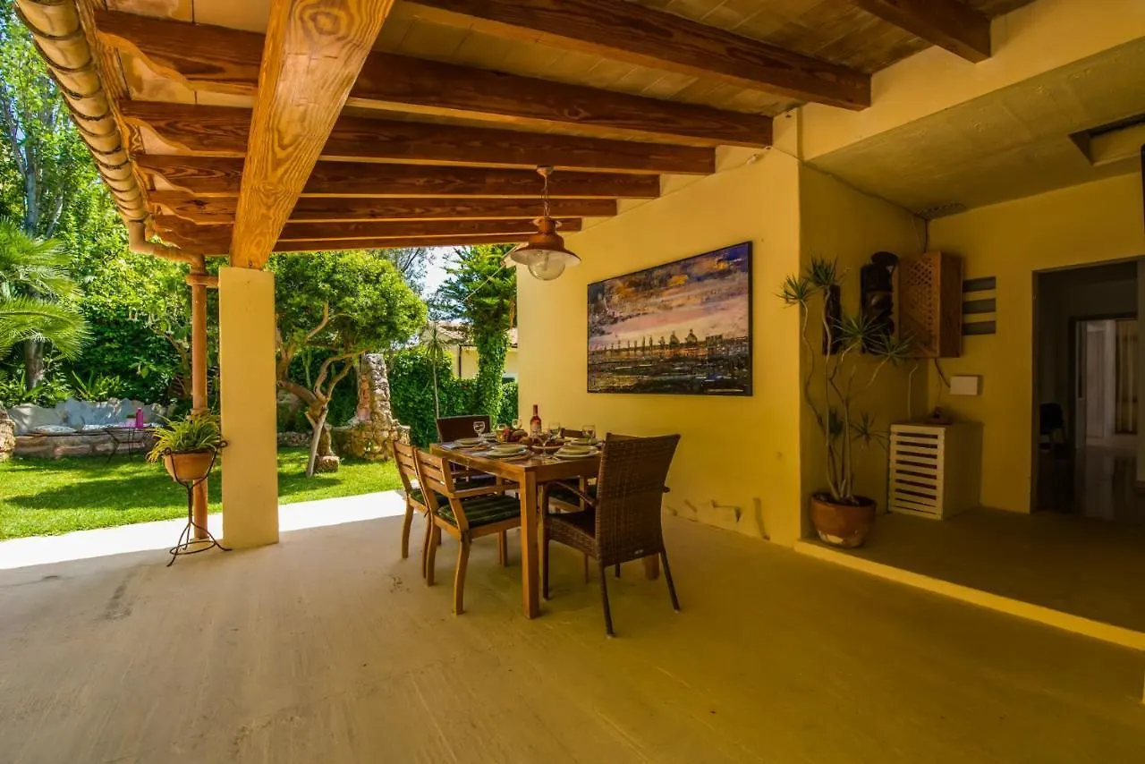 Ideal Property Mallorca - Bennassar Cala de Sant Vicenc 0*,  España