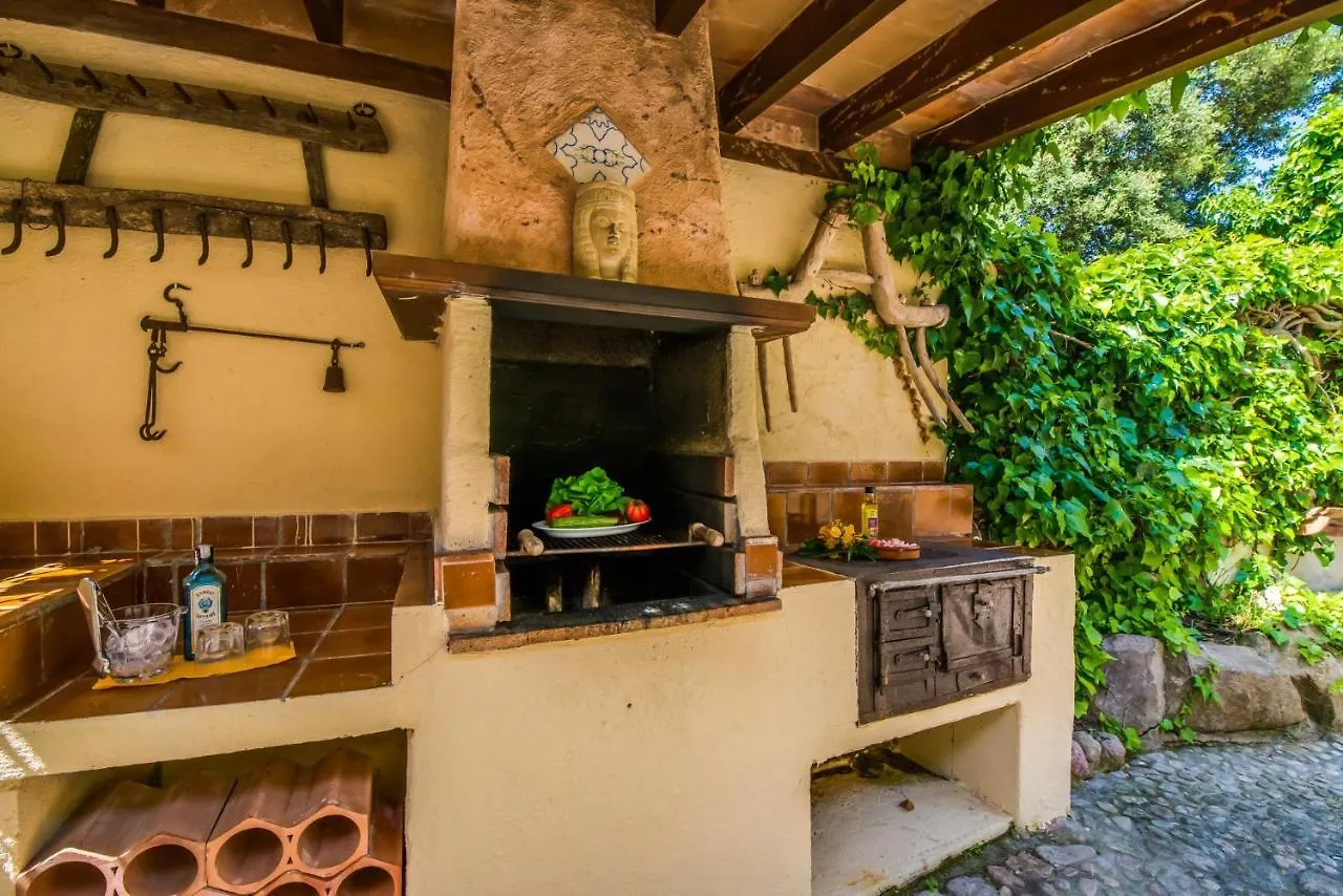 Ideal Property Mallorca - Bennassar Cala de Sant Vicenc 0*,  Španělsko