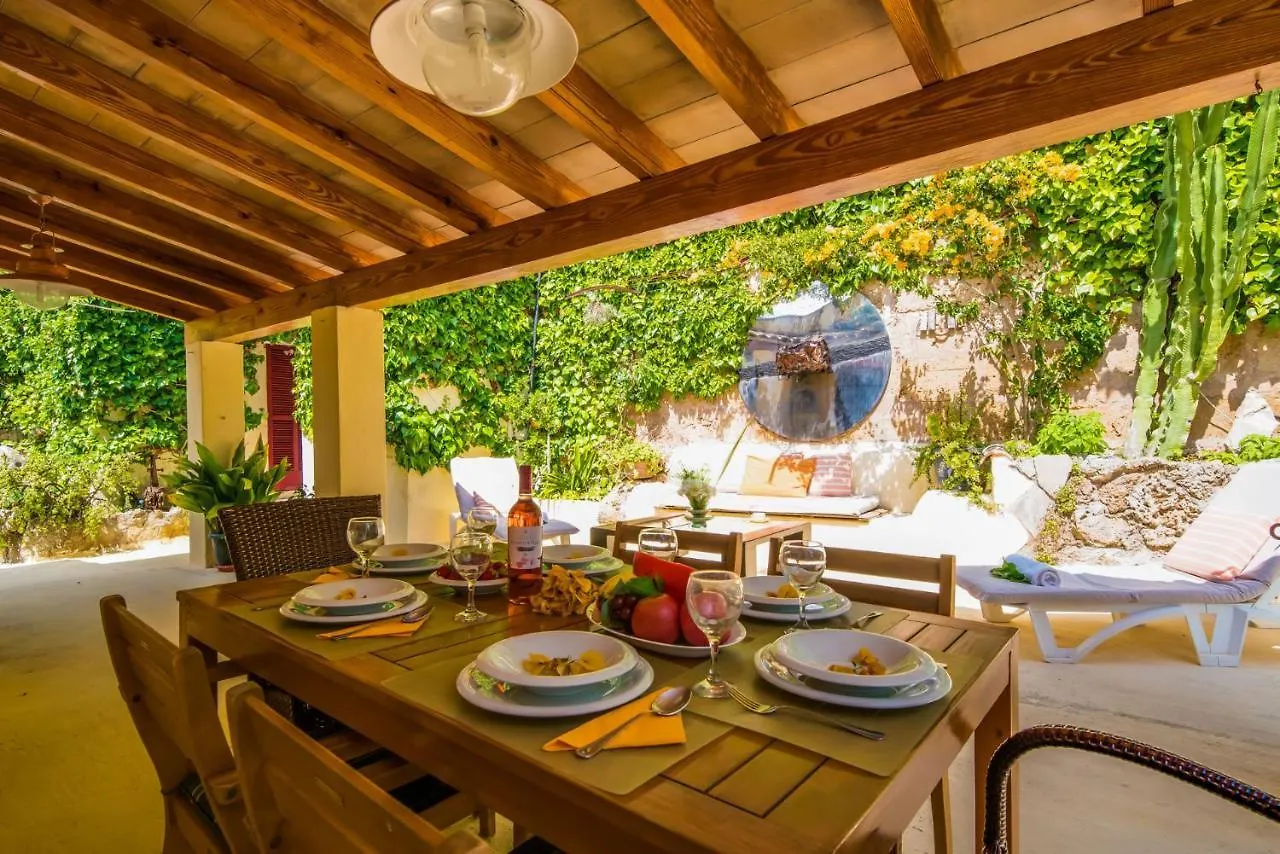 Ideal Property Mallorca - Bennassar Cala de Sant Vicenc